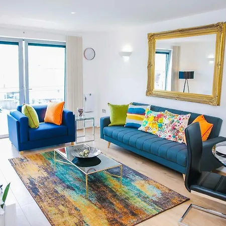 Riverside 2 Bed Apartment London Exterior photo