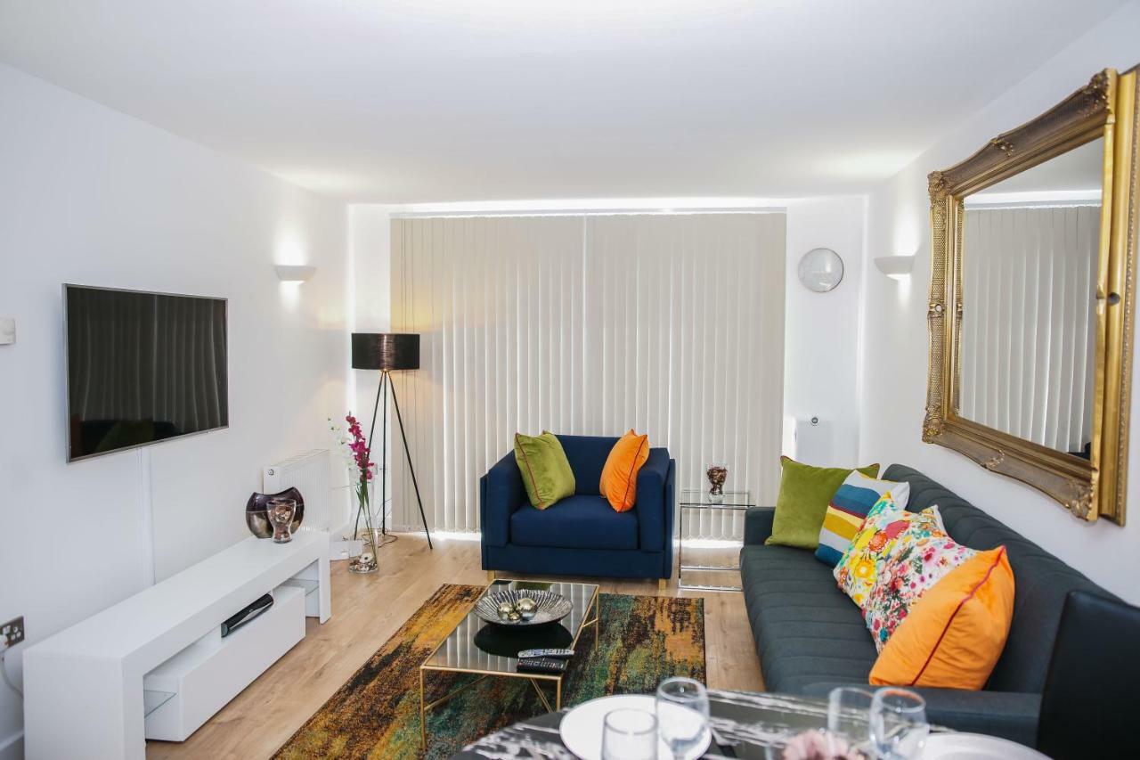 Riverside 2 Bed Апартаменты Лондон